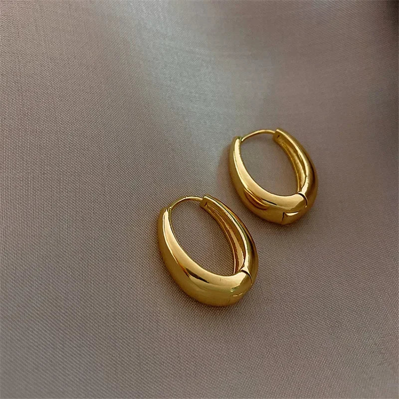 Vintage Fashion Hoop Earring