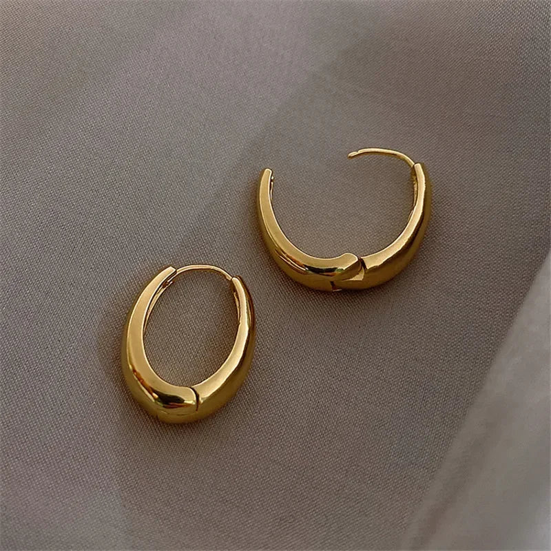 Vintage Fashion Hoop Earring